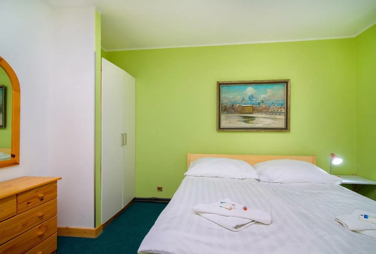 Hotel Max Prague 3*,
